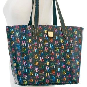 Dooney & Bourke DB75 Multi Large Zip Shopper